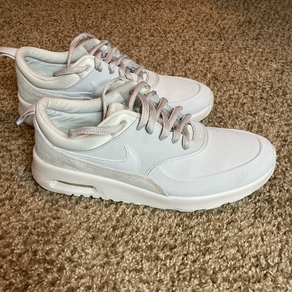 Nike AirMax Thea - Women’s US 8.5